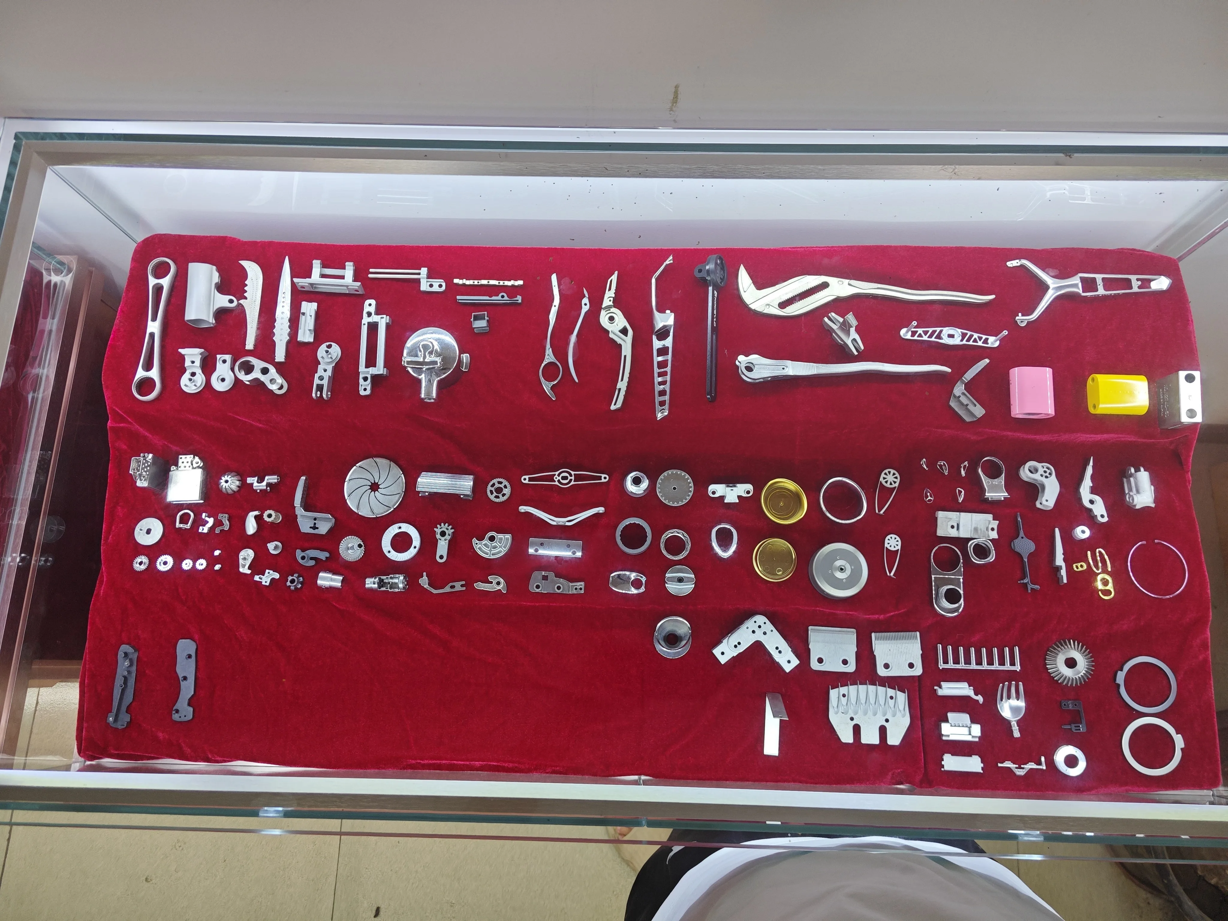 Reference parts library at SINTS showroom